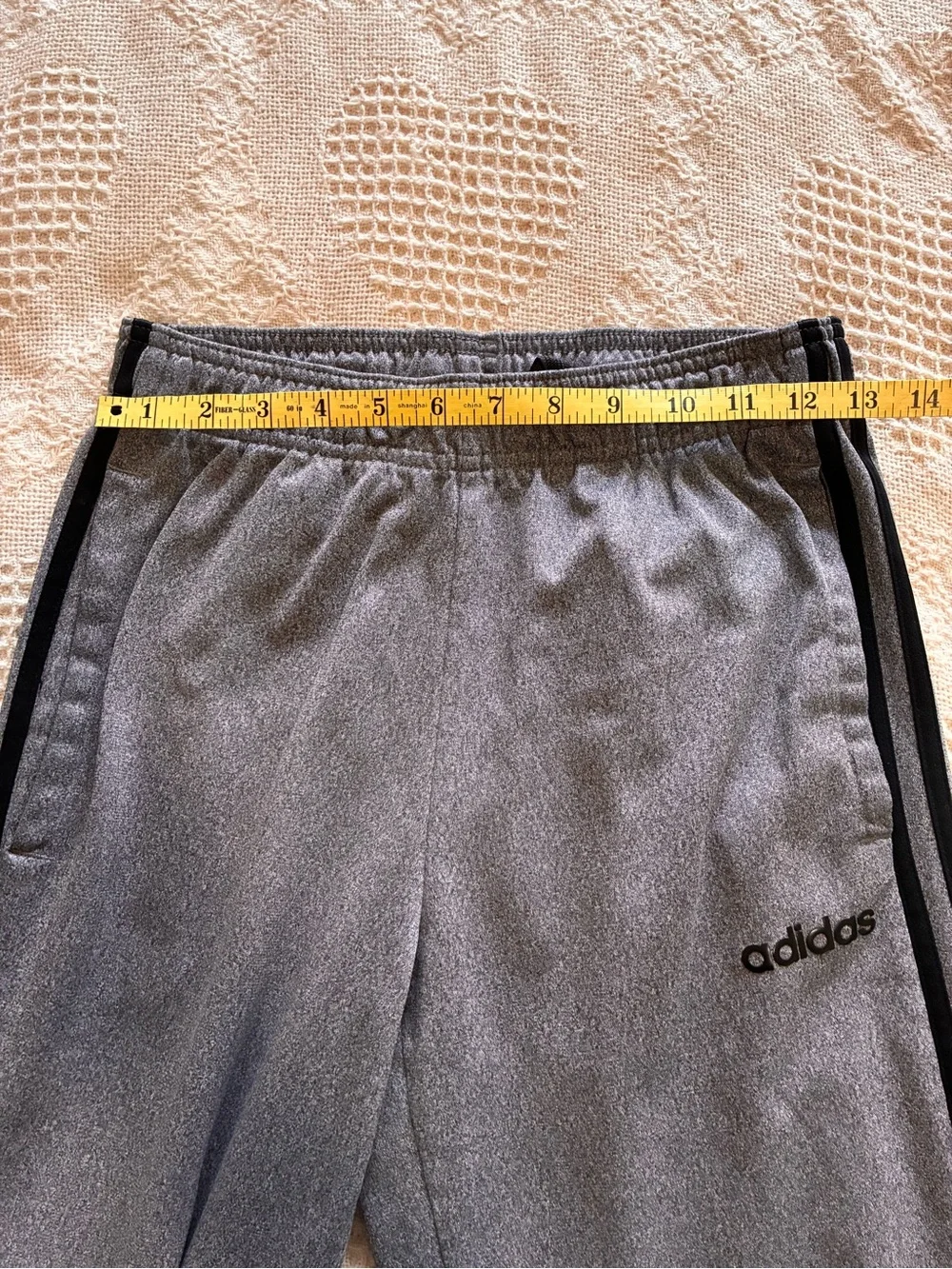 Adidas Gray Sweatpants Track Jogging Pants 3 stripe Athletic Mens Size Small